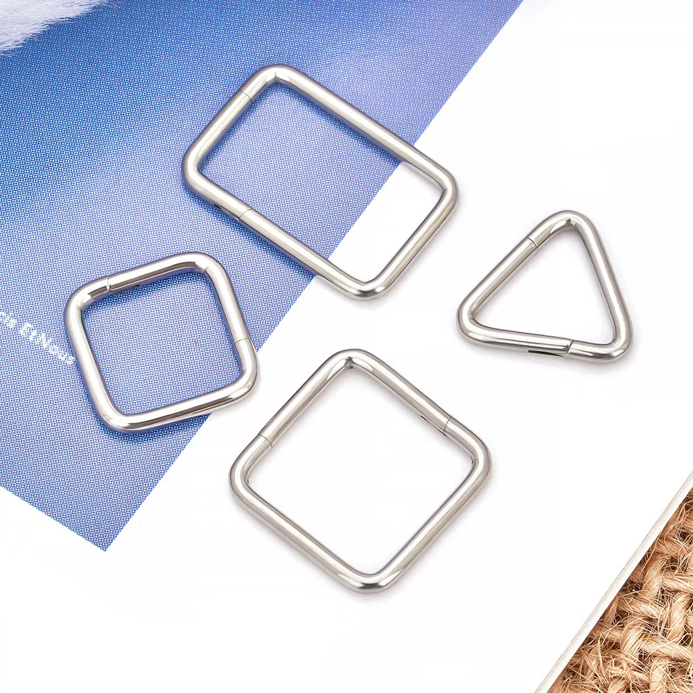 Square septum ring 16G titanium septum clicker