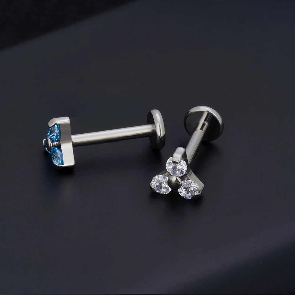 Perno per piercing al labbro Ashley in titanio per impianti con zirconi cubici 16G