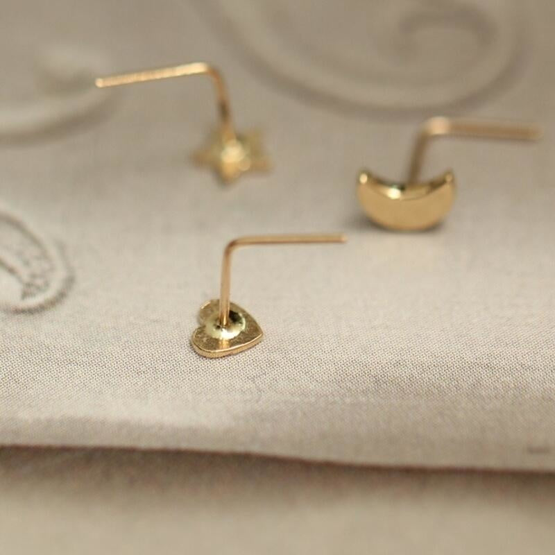 14K gold heart nose stud L shaped Rosery Poetry